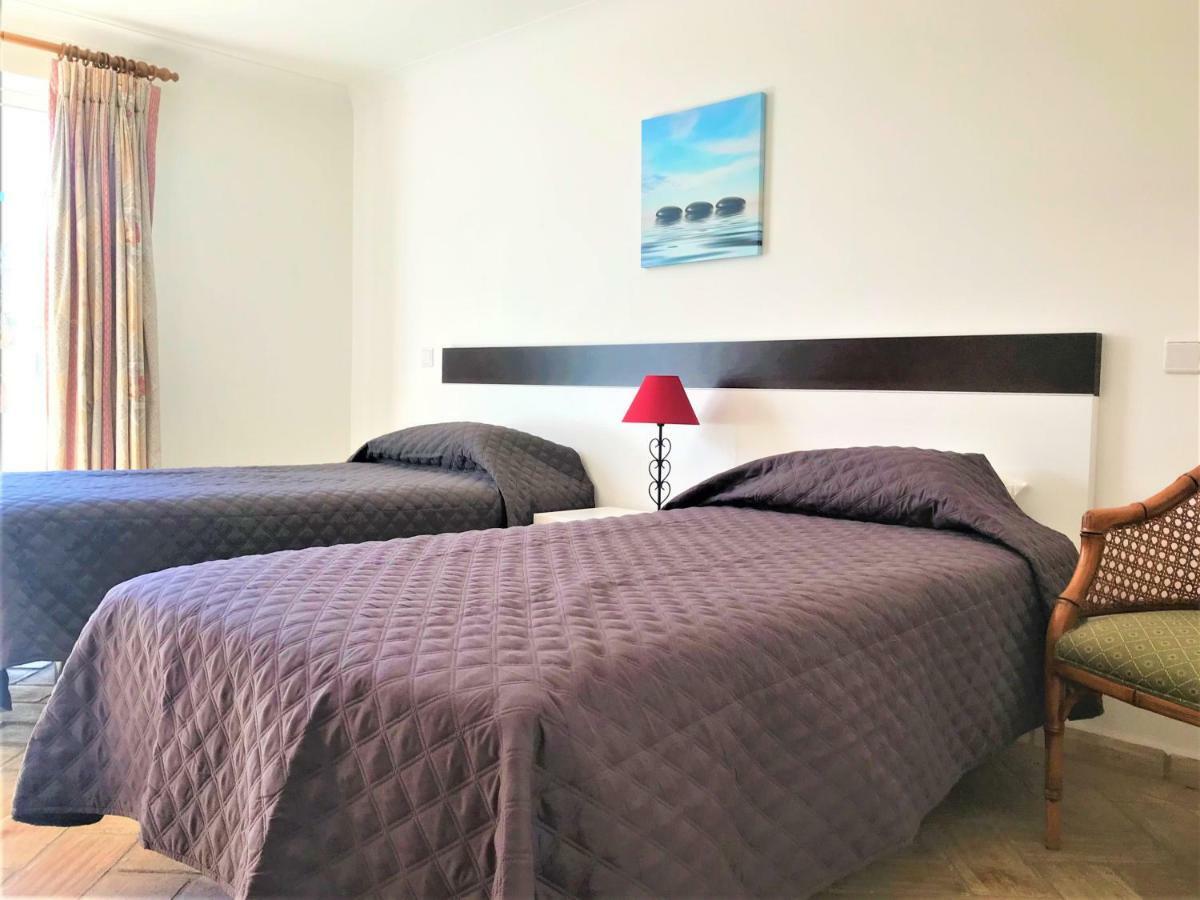 Casas Da Vila Praia Da Luz Bagian luar foto